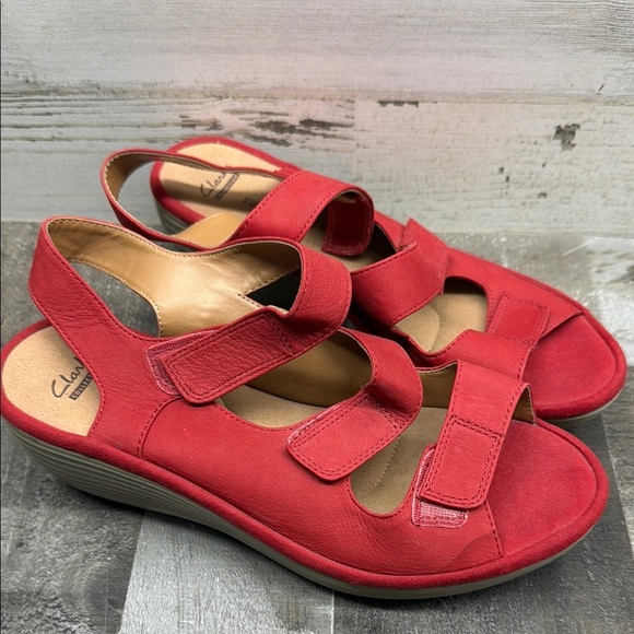 Clarks Collection Soft Cushion Reedly Juno Wedge Heel Comfort Sandals Sz 10w - Picture 2 of 5